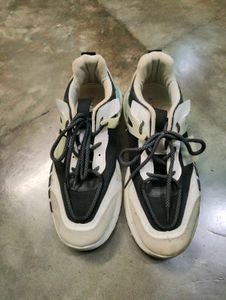 Low-Top Lace-Up Sneaker