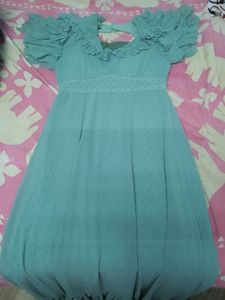 like new dressThis dress quite