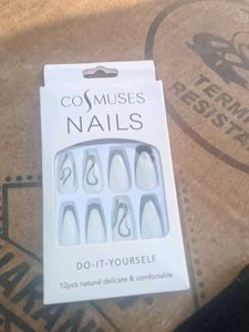 Cosmuses DIY Press-On Nails