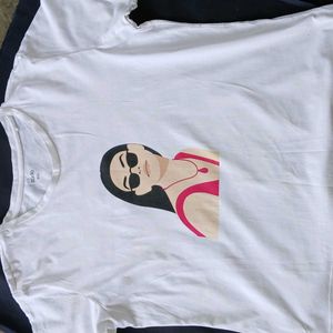 White Tshirt
