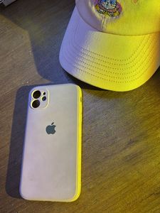 iPhone 11 Case &amp; Cute Hat