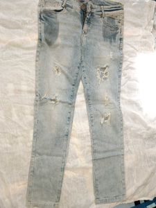 Stylish Ripped Jeans