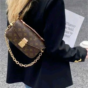 LV POCHETTE METIS EAST WEST CROSSBODY 3 WAY CARRY