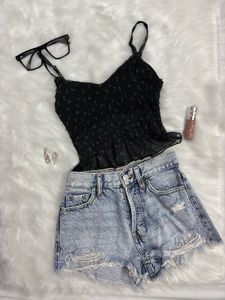 RED ROSE PATTERN TOP