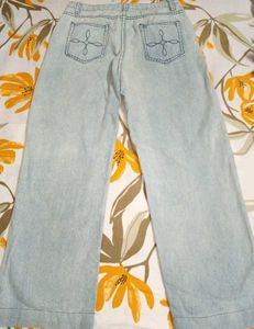 Light Wash Blue Jeans