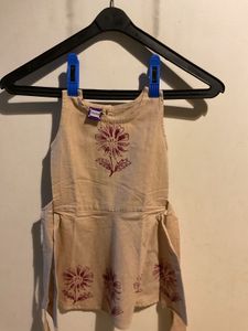 Vintage Style  Sleeveless Frock For Baby Girls.