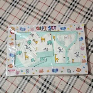 Newborn Gift Set