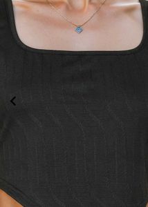 Black Square Neck Cropped Tank