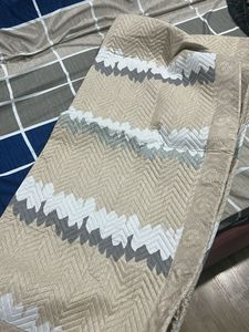 Beautiful Double Topsheet