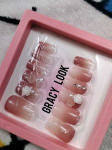 Gracy Look Press-On Toe Nails