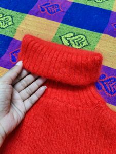 women&#39;s woolen sweater