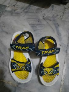 Like New Unused Sendal