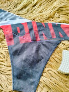 PINK by Victoria’s Secret Graphic Thong Panty