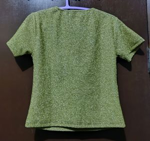 Everlush tops No flaws, no stain Bust-48cm, Height-46cm