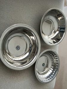 Set of 3 stainless steel pots