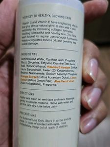 Nourish Mantra Vitamin C Glow Facewash