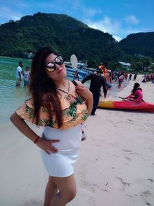 Floral Print cold shoulder Top