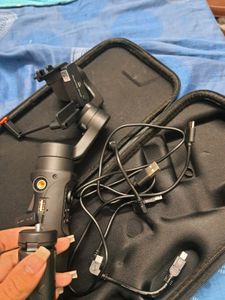 Hohem iSteady Pro 4 3-Axis Gimbal Stabilizerfor Go