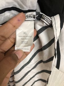Blsou White Top