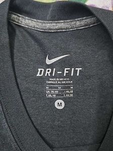 Nike Dri-fit Tshirt