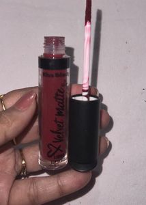 Kiss Beauty Maroon Matte Liquid Lipstick