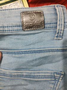 Light Blue Denim Capri Jeans