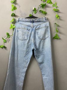 Zara Most Demanding Colour Baggy Luse Jeans