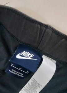 M Nike Ankle Length Leggings