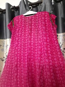 🔥Sale 🔥 Pink Paisley Print A Line Kurti