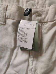 H&amp;M White Cargo ( 8 Pocketed)