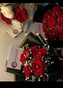 6 Crochet Rose Bouquet