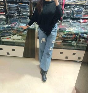 Distressed Blue Jeans 👍🏻