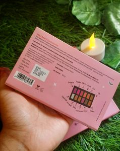 Popxo Vibe Check Eyeshadow Kit💕