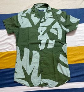 men’s beach shirt