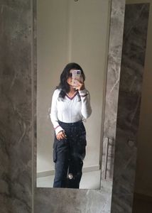 Uniqlo Brand White Korean Top