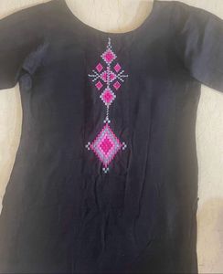 Black Kurti With Beautiful Chanderi Cotton Dupatta