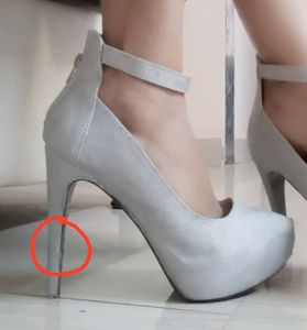 Queen Heels.