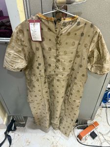Tavasya Top New