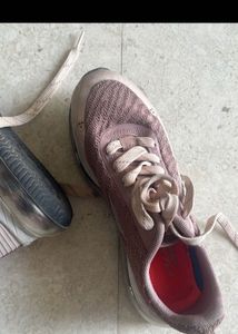 Red Tape Sports Shoes