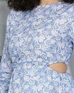 Peasant Sleeve Floral Layered Dress with Cut-Out W