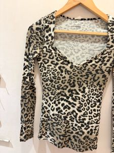 Leopard Print Long Sleeve Top
