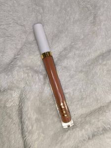 Two Myglamm Lit Liquid Matte Lipstick