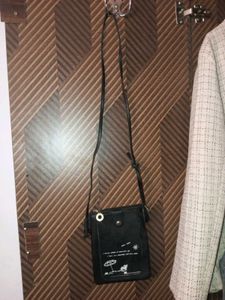 black sling bag