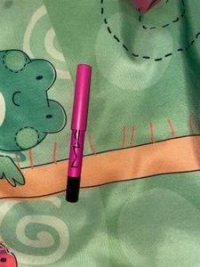 MAC In Extreme Dimension Kajal Eye Liner