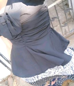 vintage Floral Flare skirt and Black Bow top combo