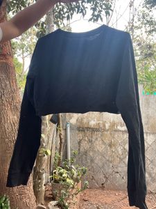 Black Crop Full Sleeve T Shirt