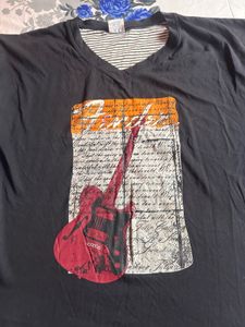 Vintage Guitar Graphic Tee