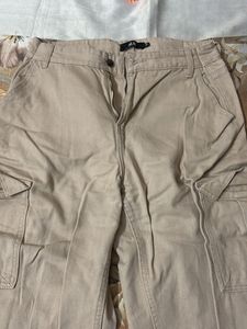 ⭕️B3G1⭕️ + 30 % Off On Combo❗️H&amp;M Beige Cargo Pant