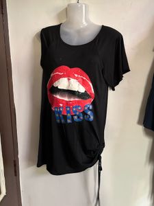 Stylish Black Graphic Tee