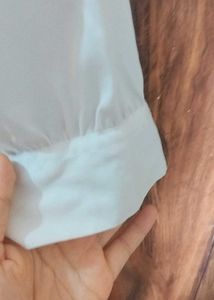 Korean top